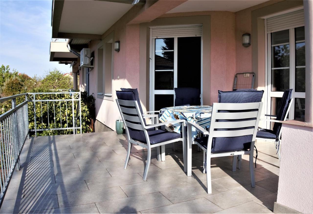 Nefelejcs Apartmanhaz Gyenesdiás Exterior foto