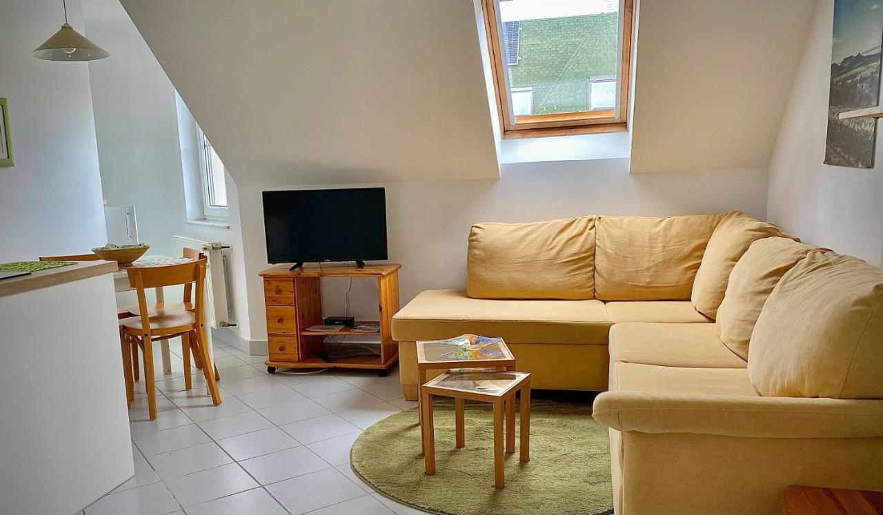 Nefelejcs Apartmanhaz Gyenesdiás Exterior foto